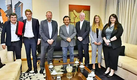 Sáenz con directivos de Eramine y Eramet