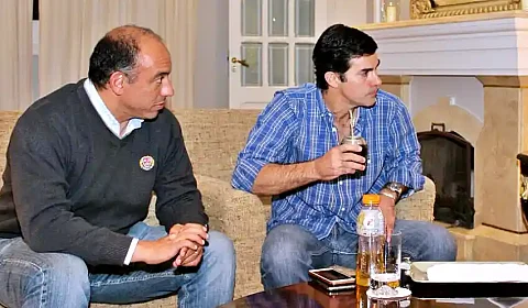 A la izquierda, Roberto Dib Ashur, Ministro de Economía de Salta