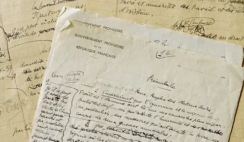 Manuscritos originales de la Declaración Universal de DDHH - Foto ONU/Greg Kinch