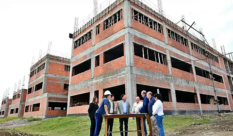 Visita de Sáenz a la futura Ciudad Judicial de Orán