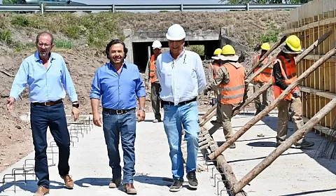 Sáenz visita las obras de la autopista Cerrillos - El Carril