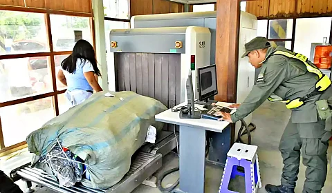 Escáner de Gendarmería en el puesto fronterizo de Aguas Blancas