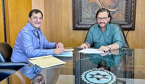 Kuldeep Singh y Gustavo Sáenz