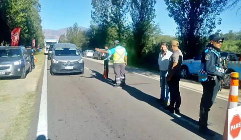Control de vehículos que van rumbo a Cafayate