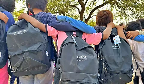 Mochilas de Unicef en La Estrella