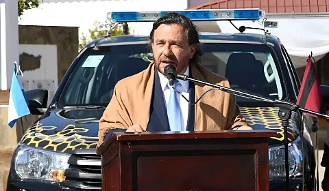 Sáenz habla en la Jefatura de Policía