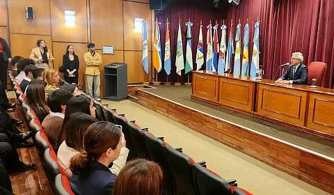 Encuentro en el salón auditorio de la Ciudad Judicial de Salta