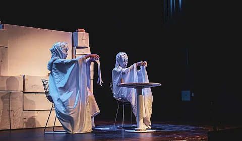 Teatro con 'Las Marrones o el último día antes del Gorgolato'