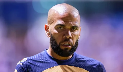 El futbolista brasileño Dani Alves, absuelto del delito de agresión sexual Dani Alves