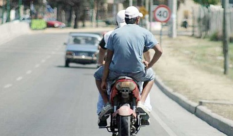 Enjuiciarán a un motociclista que atropelló y mató a un peatón en Campo Quijano Imagen ilustrativa