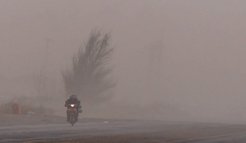 Alerta por viento zonda en el centro y los valles y viento fuerte en el oeste de Salta