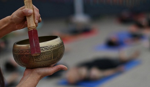 Sábado de yoga y armonización sonora