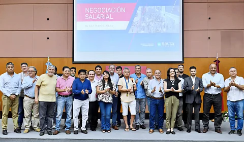 El gobierno de Salta llega a un acuerdo con los sindicatos, pero no dice con cuáles Foto final de la negociación
