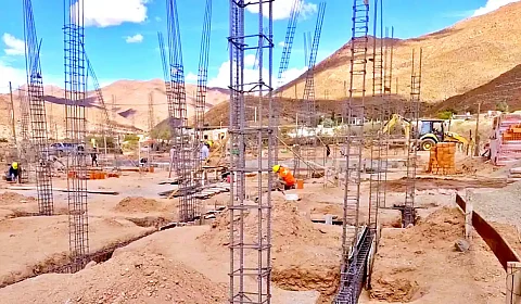 El gobierno de Salta construye un edificio para el colegio secundario 5205 de La Poma Construcción de futuro colegio secundario 5205 de La Poma