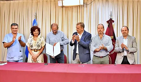 EL IPS y el Círculo Médico de Salta acuerdan un nuevo convenio para regular las prestaciones Acto de firma del convenio