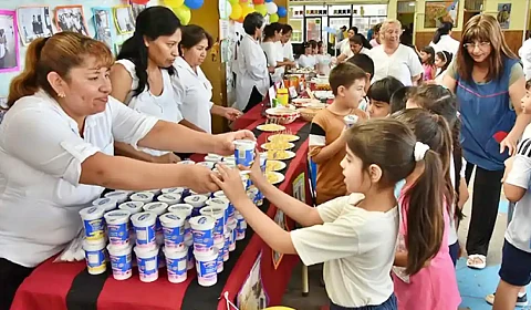 El gobierno provincial lanzará mañana el programa copa de leche en la ciudad de Salta Imagen ilustrativa
