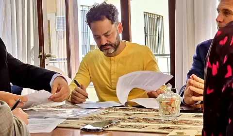 Un convenio entre el gobierno y la Municipalidad permitirá reabrir el Hogar de Noche en Salta Durand firma el convenio