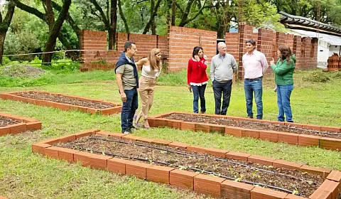 El vicegobernador Marocco visita el Hogar Granja en Metán Visita de Marocco a la granja
