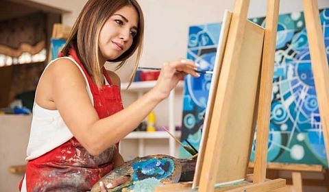 Taller de dibujo y pintura en la Usina Cultural