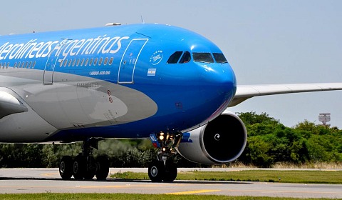Salta se apresta a recibir el primer vuelo comercial desde Florianópolis Imagen ilustrativa