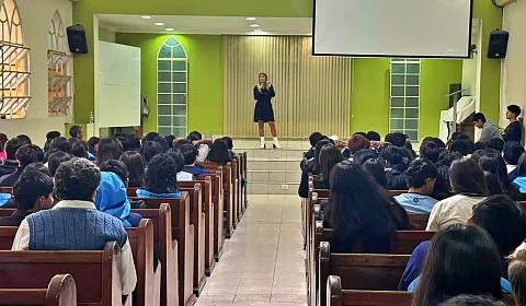 Charla de la fiscal Cornejo sobre los peligros de las redes y los delitos informáticos Charla de la fiscal Cornejo